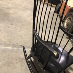 Antique Rocking Chair 