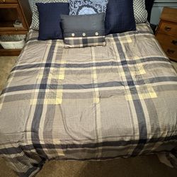 Sealy Posturepedic Medium Firm With Box Spring And Frame