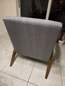 2 Wood Accent chair/ Sillón