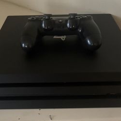 PS4 Pro 1TB 4K 