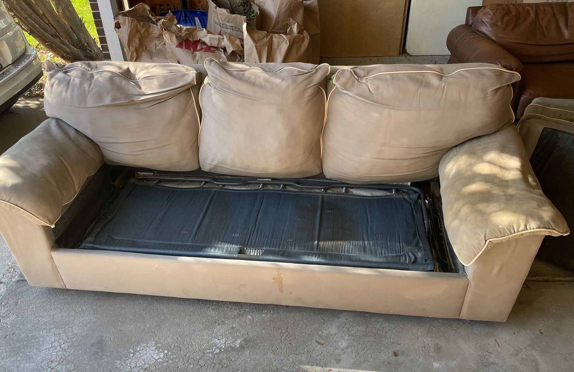 Pull Out Sofa And Chair