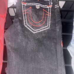 black n red true religion jeans