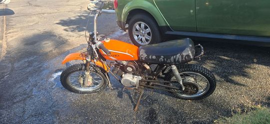 1970s vintage suzuki dirt bike