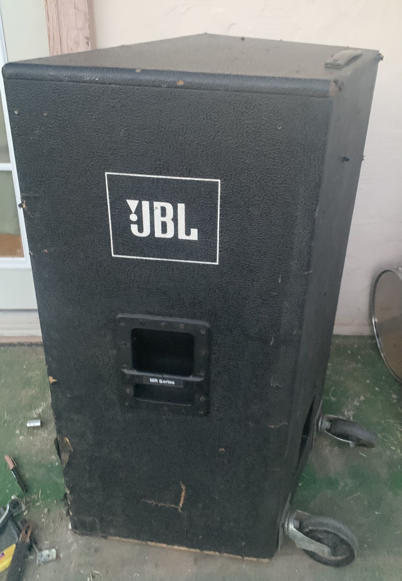 JBL MR826 MR Series Sub PA Speaker for Sale in Glendale, AZ OfferUp