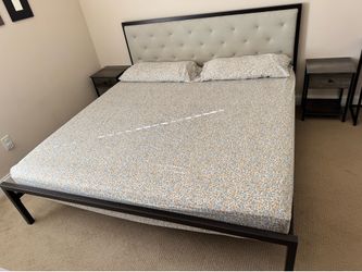 King Bed with upholstered tufted headboard