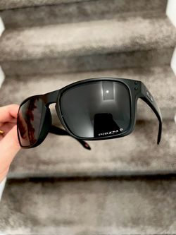 NEW Polarized Oakley Holbrook XL With Original Packaging