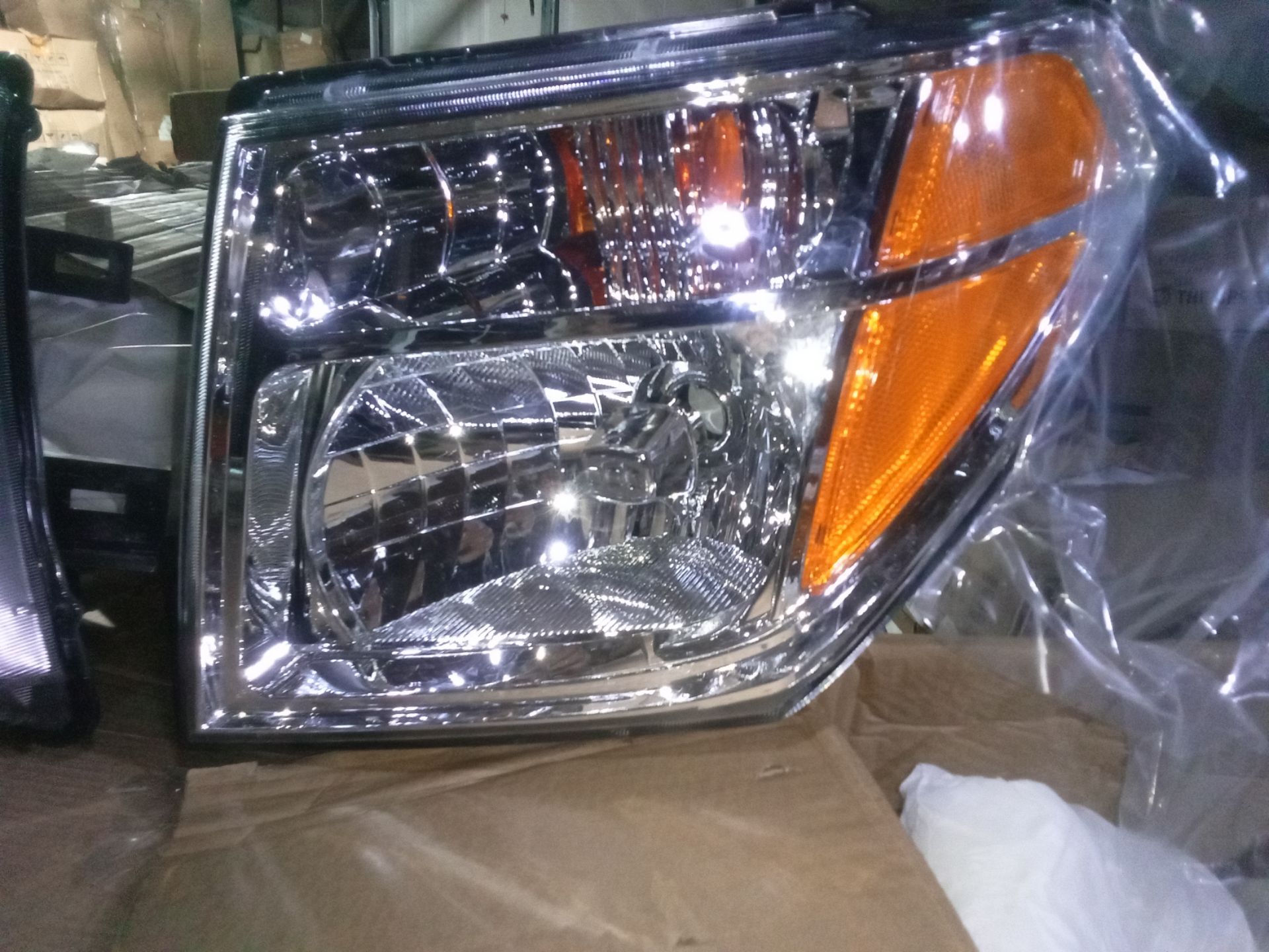 Headlights for Nissan frontier 2005-2008