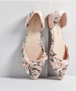 Women’s Shoes - size 8 - floral fabric - NEW!