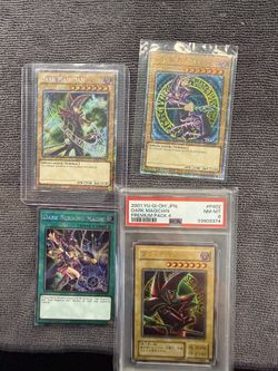 Yu-Gi-Oh! TCG Dark Magician Lot 
