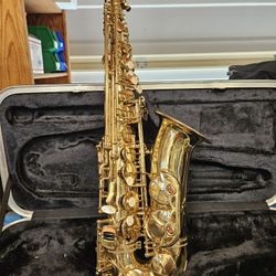ACCENT ALTO SAXOPHONE WITH PADDED CASE