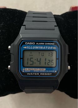 Casio F-105W Digital Watch – Black Resin Strap – LED Illuminator