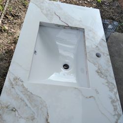 Vanity With Cabinet.   350$.  