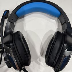 Hunterspider Gaming Headset Headphones for PS4 PS5 Switch Xbox One PC with Microphone, Noise Reduction 7.1 Surround Sound & LED Light (Blue)