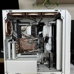 Custom Water-cooled Gaming PC