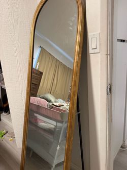 Room mirror