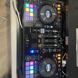 Pioneer Ddj-800 With ProX Flight Case