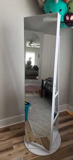 Jewelry cabinet/mirror