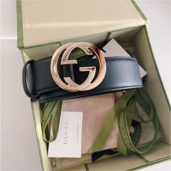 Woman’s Gucci Belt