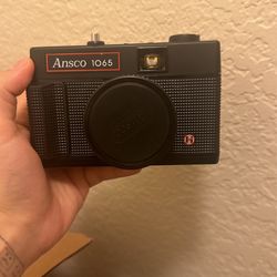 Ansco 1065 Film Camera