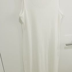 Sleeveless white Maxi dress