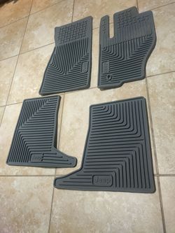 2005-2010 Jeep Grand Cherokee &
2006-2010 Jeep Commander . $85 cash.