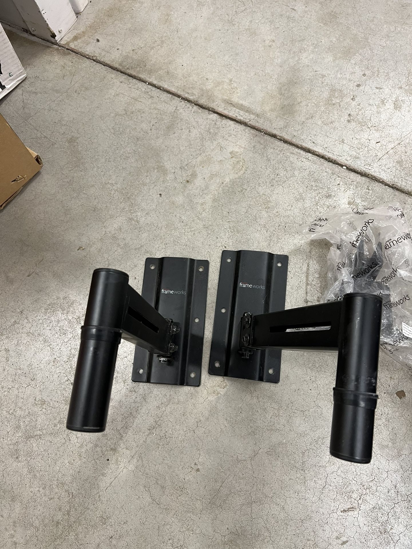 Frameworks/Gator Wall Mount Speaker Brackets