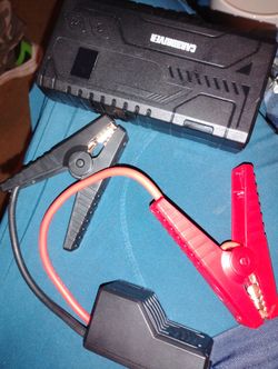 Mini Automobile Jumper Box 