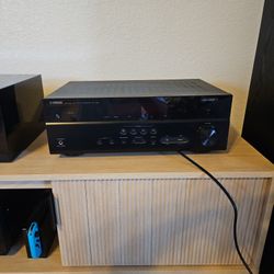 Yamaha RX-V481 5.1 Receiver