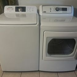 Washer And Electric Dryer Set $380