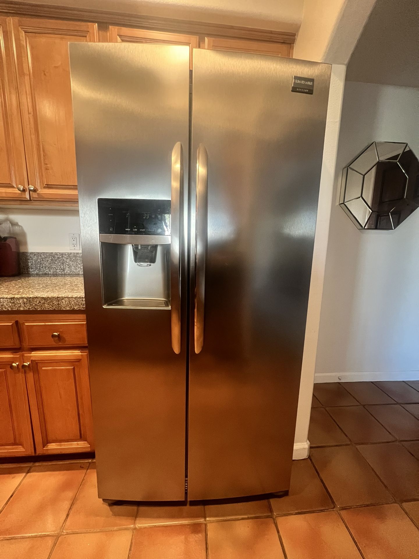 Frigidaire Refrigerator