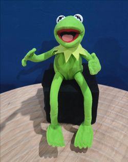 Vintage Muppets Kermit the Frog 10" bendable Plush