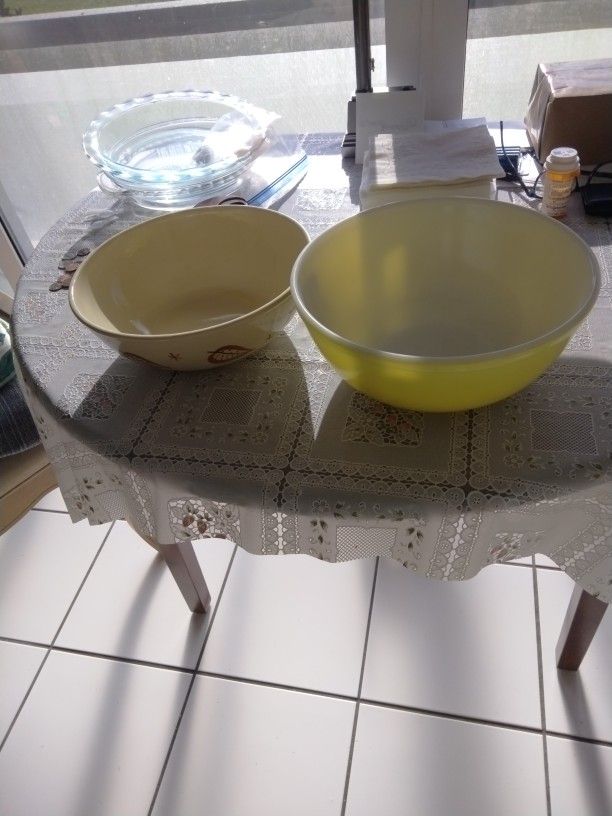 2 Large Bowls  Very Nice 25.00