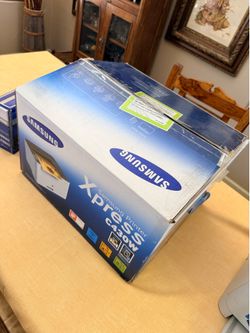 Samsung  C430W XPress Printer & boxed Magenta Toner Cartridge