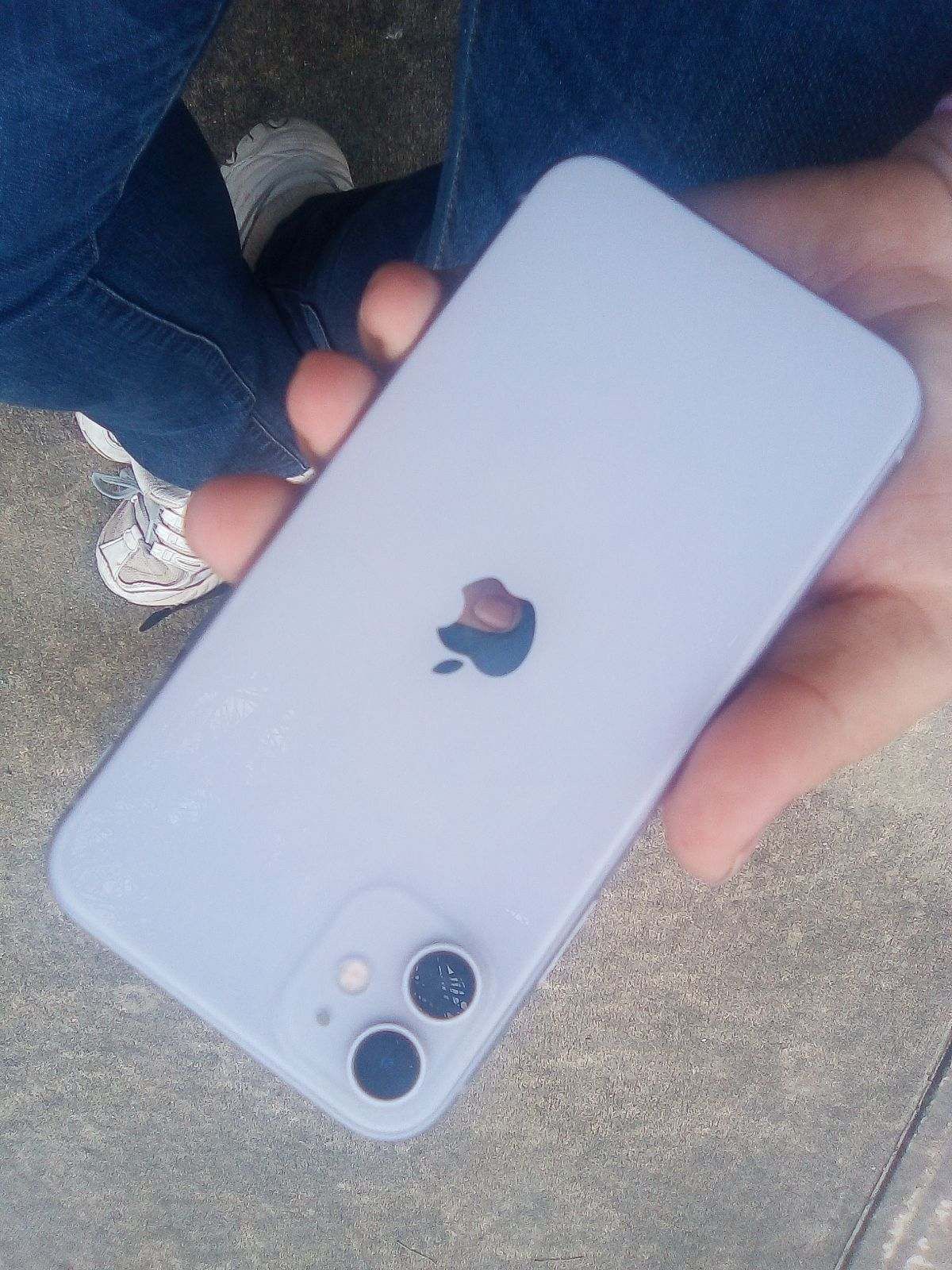 iPhone 11 128gb Purple Gms Unlocked