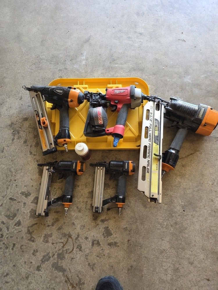 SET OF 5 Pneumatic tools Milwaukee Freeman