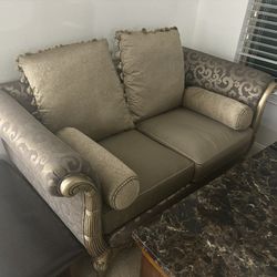 sofa+table/bench combo (READ DESCRIPTION)