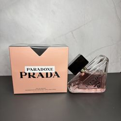 Prada Paradoxe Perfume 