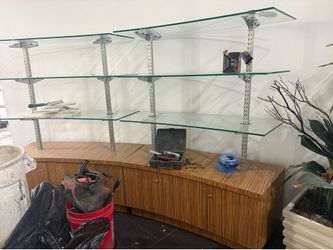 Display self