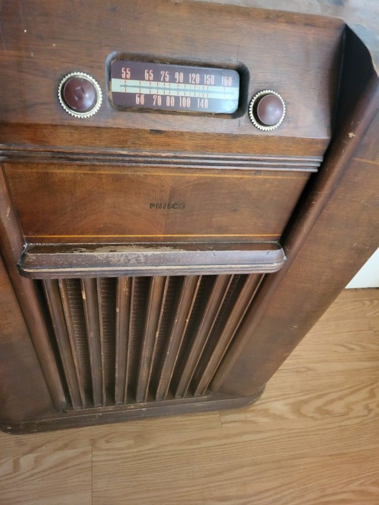 Antique Radio 