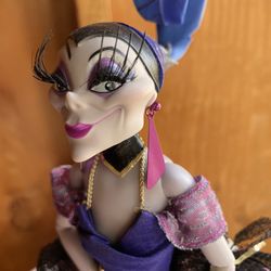 YZMA doll Disney Store Limited Edition 