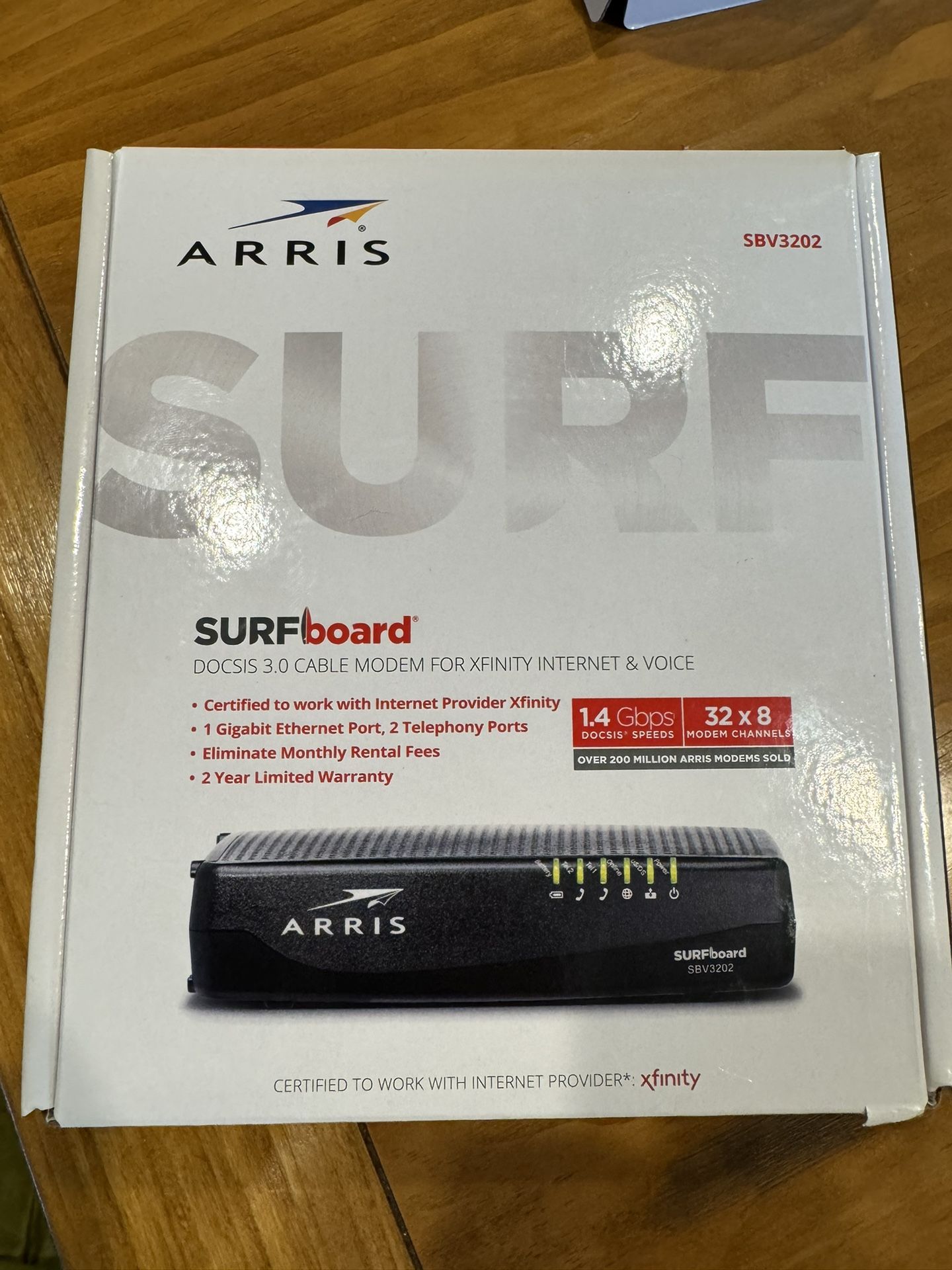 ARRIS Surfboard cable Modem For Xfinity Internet & Voice 