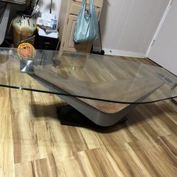 Victor coffee table from Inspiration