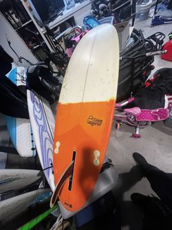 5’8” Surf Board