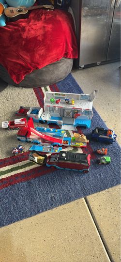 PAW Patrol Toy Vehicle Set with Figures