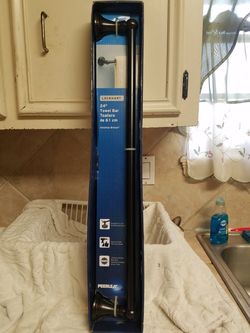 Peerless towel holder