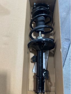 Carquest 18-818667 Strut Coil Spring Assembly 2001-02 Toyota Highlander Passenge