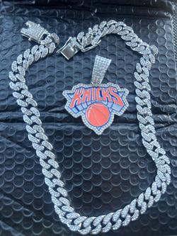 NY Knicks Iced Out Cuban Link Chain Necklace