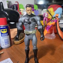  6-inch Bruce Wayne (unmasked Batman) 2016