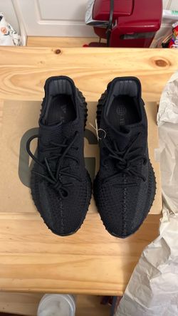 adidas Yeezy Boost 350 V2 Onyx (Black) Men Size 10