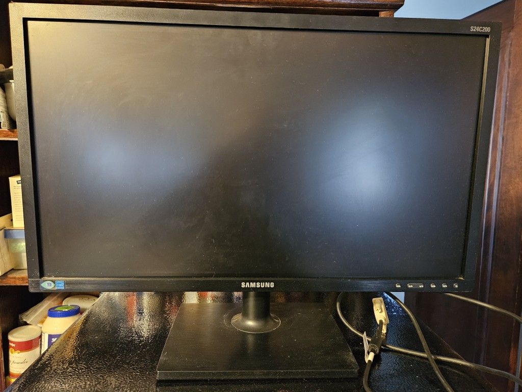 Samsung Monitor 22 Inches Wide